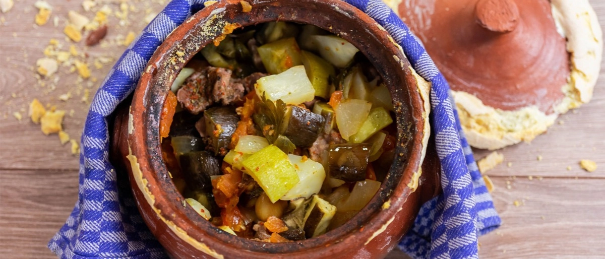 Çömlek (Güveç) Kebabı Nasıl Yapılır?