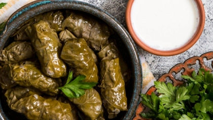 Sarma Nasıl Pişirilir? Kıymalı (Etli) Yaprak Sarması Nasıl Yapılır?