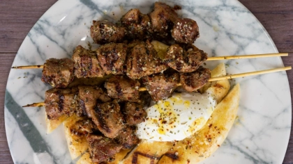 Yoğurtlu Şiş Kebap Nasıl Yapılır?