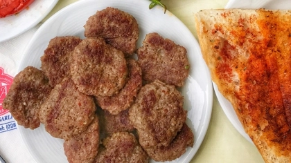 Bahar Ahmetbey Köftecisi - Kırklareli