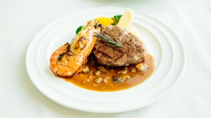 Surf and Turf Nedir?