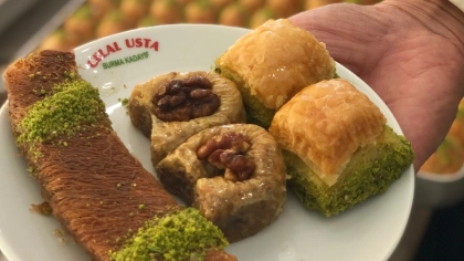 Celal Usta Burma Kadayıf&Baklava - İzmir