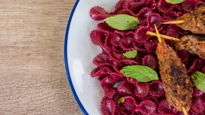 Simit Kebabı ve Şalgam Suyunda Pişmiş Makarna Nasıl Yapılır?