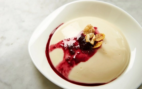 Frambuaz Soslu Bavarian Tarifi