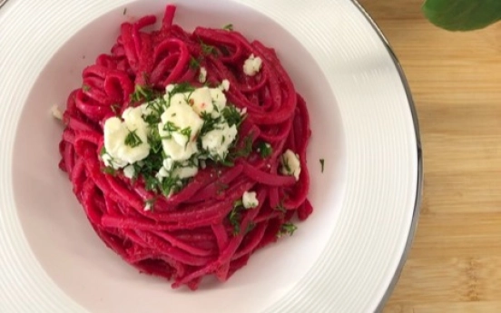 Pancar Soslu Spagetti Tarifi