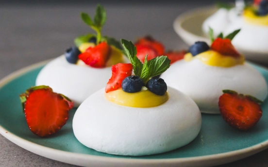 Limon Kremalı Pavlova Tarifi