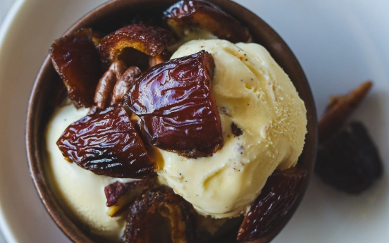 Karamelize Hurma & Dondurma Tarifi