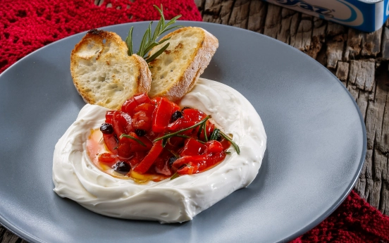 Pınar Beyazlı Köz Biber Tarifi