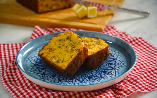 Kestaneli Adaçaylı Mısır Ekmeği Tarifi