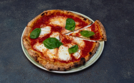 Pizza Neapolitan (Napolitan) Tarifi