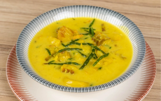 Deniz Börülceli ve Zerdeçallı Deniz Mahsulleri Çorbası Tarifi