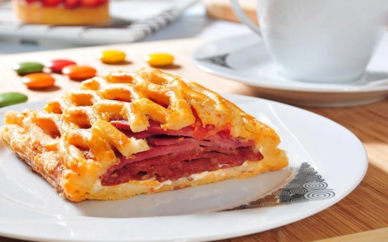 Pastırmalı Sucuklu Milföy Börek Tarifi