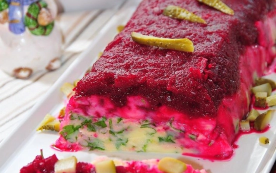 Enginarlı Pancarlı Patates Salatası Tarifi