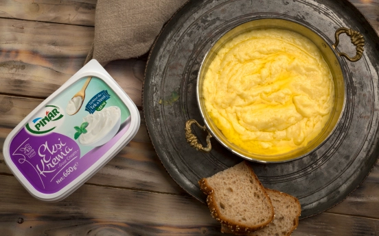 Ekşi Kremalı Kuymak Tarifi