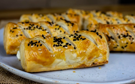 Taze Peynirli Milföy Börek Tarifi