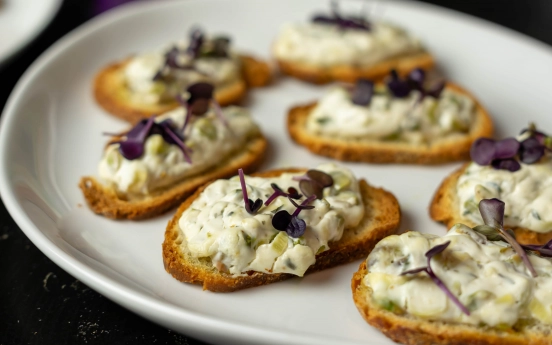 Kuşkonmazlı Bruschetta Tarifi