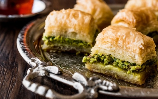 Fıstıklı Kaymaklı Baklava Tarifi
