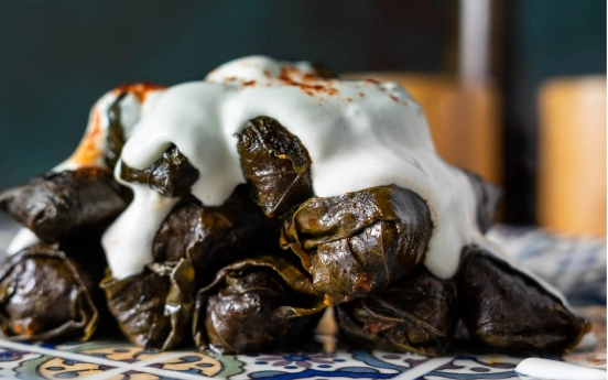 Etli Yaprak Sarması Tarifi