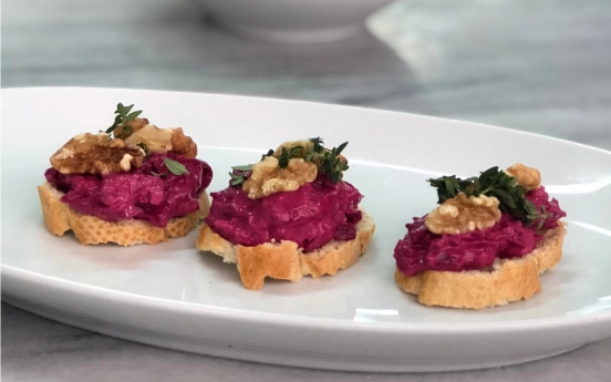 Humuslu Pancar Salatası Tarifi