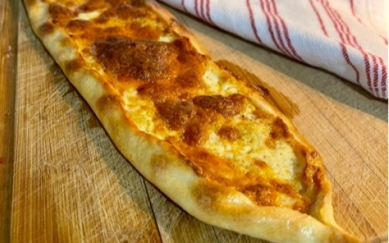 Peynirli Pide Tarifi