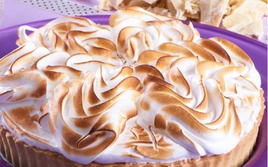 Beyaz Çikolatalı Bademli Tart Tarifi