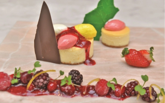 Dağ Meyveli Cheesecake Tarifi