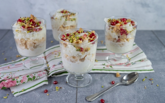 İrmik Helvalı Güllaç Tarifi