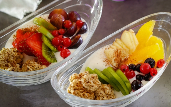 Taze Meyveli Granola Tarifi