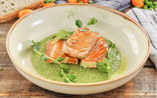 Bezelye Püreli Somon Tava Tarifi