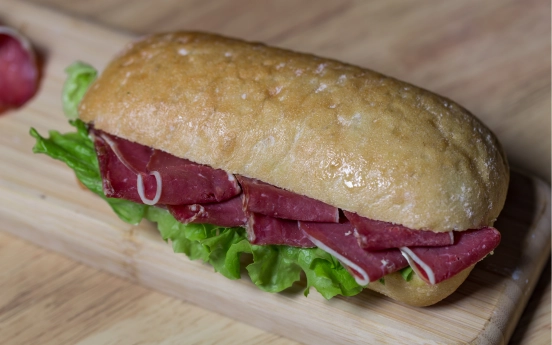 Pastırmalı Panini Tarifi