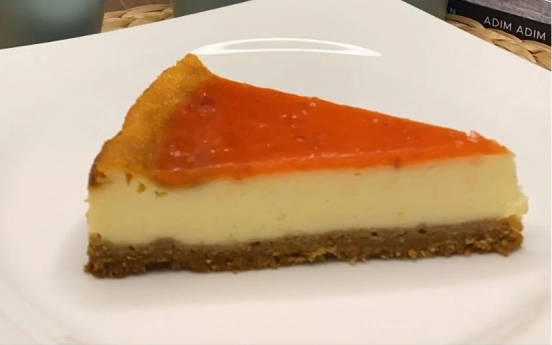 Kahveli Çilekli Cheesecake Tarifi
