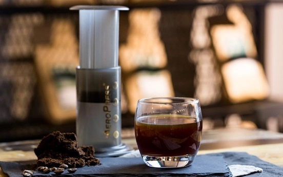 Aeropress Yöntemi ile Kahve Nasıl Demlenir?
