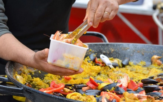 Paella (İspanyol Mutfağı) Tarifi