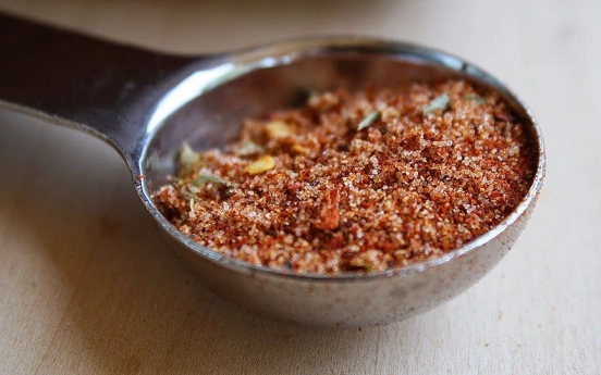 Defne Yaprağı ve Limon Aromalı Tuz Tarifi