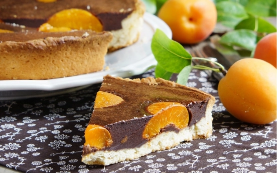 Çikolatalı Kayısı Tart Tarifi