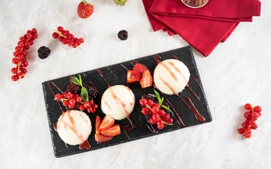 Çilekli Panna Cotta Tarifi