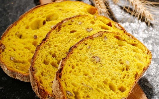 Zerdeçallı Cevizli EkmekTarifi