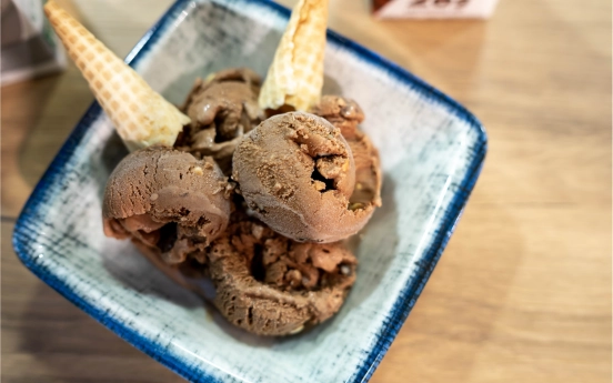 Bitter Çikolatalı Fındıklı Dondurma Tarifi