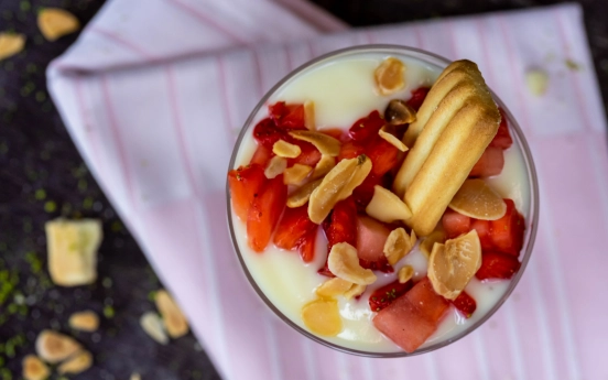 Meyveli Bisküvili Bardak Tatlısı Tarifi