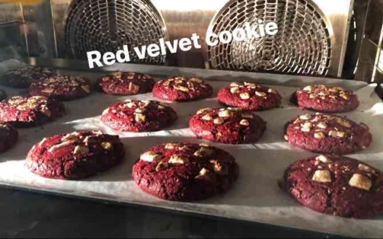 Çikolatalı Kırmızı Kadife Kurabiye Tarifi