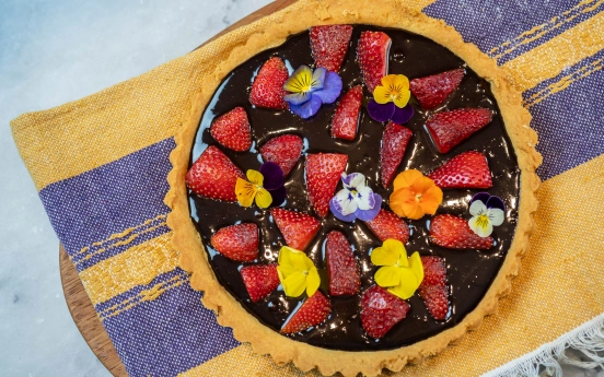 Çikolatalı Çilekli Tart Tarifi