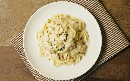 4 Peynirli Spaghetti Tarifi