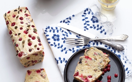 Tam Buğdaylı Meyveli Kek Tarifi