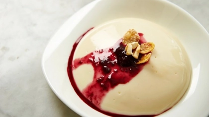 Frambuaz Soslu Bavarian Tarifi