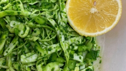 Yeşil Lahana Salatası Tarifi