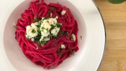 Pancar Soslu Spagetti Tarifi