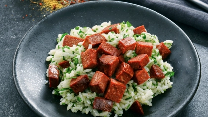 Sucuklu Pirinç Pilavı Tarifi