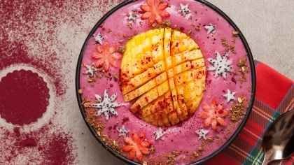 Mango ve Pancarlı Smoothie Bowl Tarifi