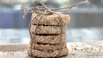 Adaçaylı ve Peynirli Sablés Tarifi