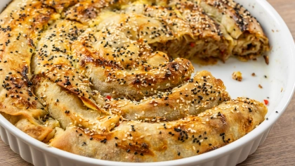 Patlıcanlı Kıymalı Kol Böreği Tarifi